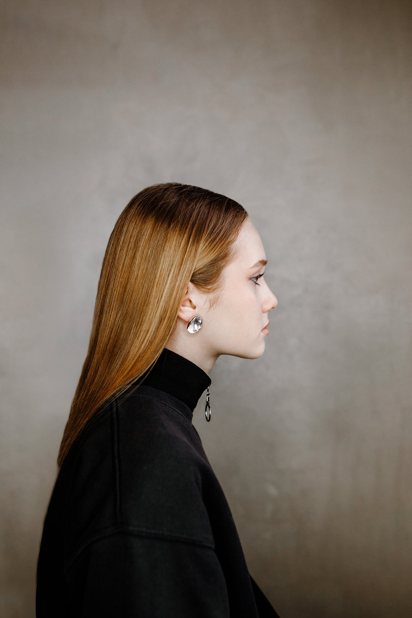 gaea no. 18, oyster earrings
